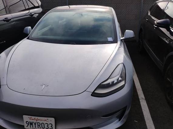 TESLA MODEL 3 2018 5YJ3E1EA4JF061375 image